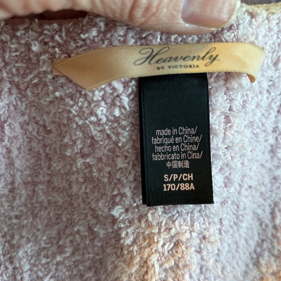 Victoria’s Secret lounge set - Picture 2 of 8